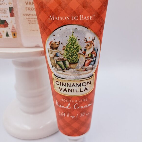 Bath & Body Holiday Vanilla Body Wash, Body Lotion & Cinnamon Vanilla Hand Cream - Picture 6 of 7